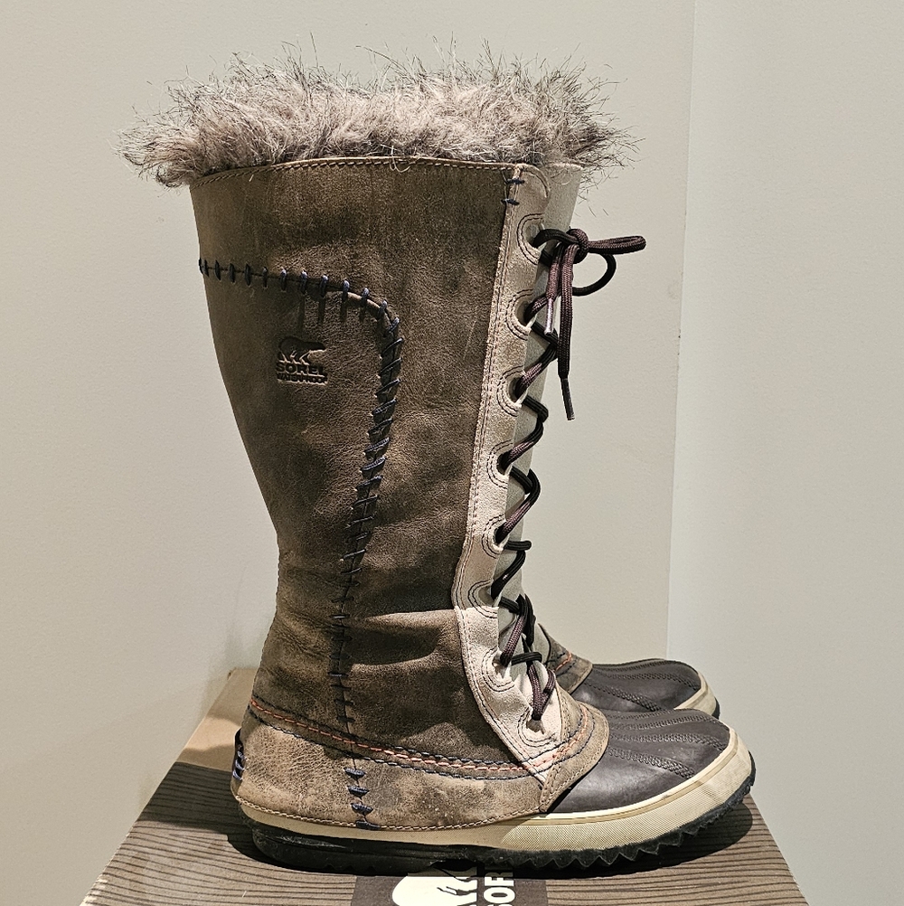 SOREL Cate the Great Winter Boots - Brown/Cream (8 US)